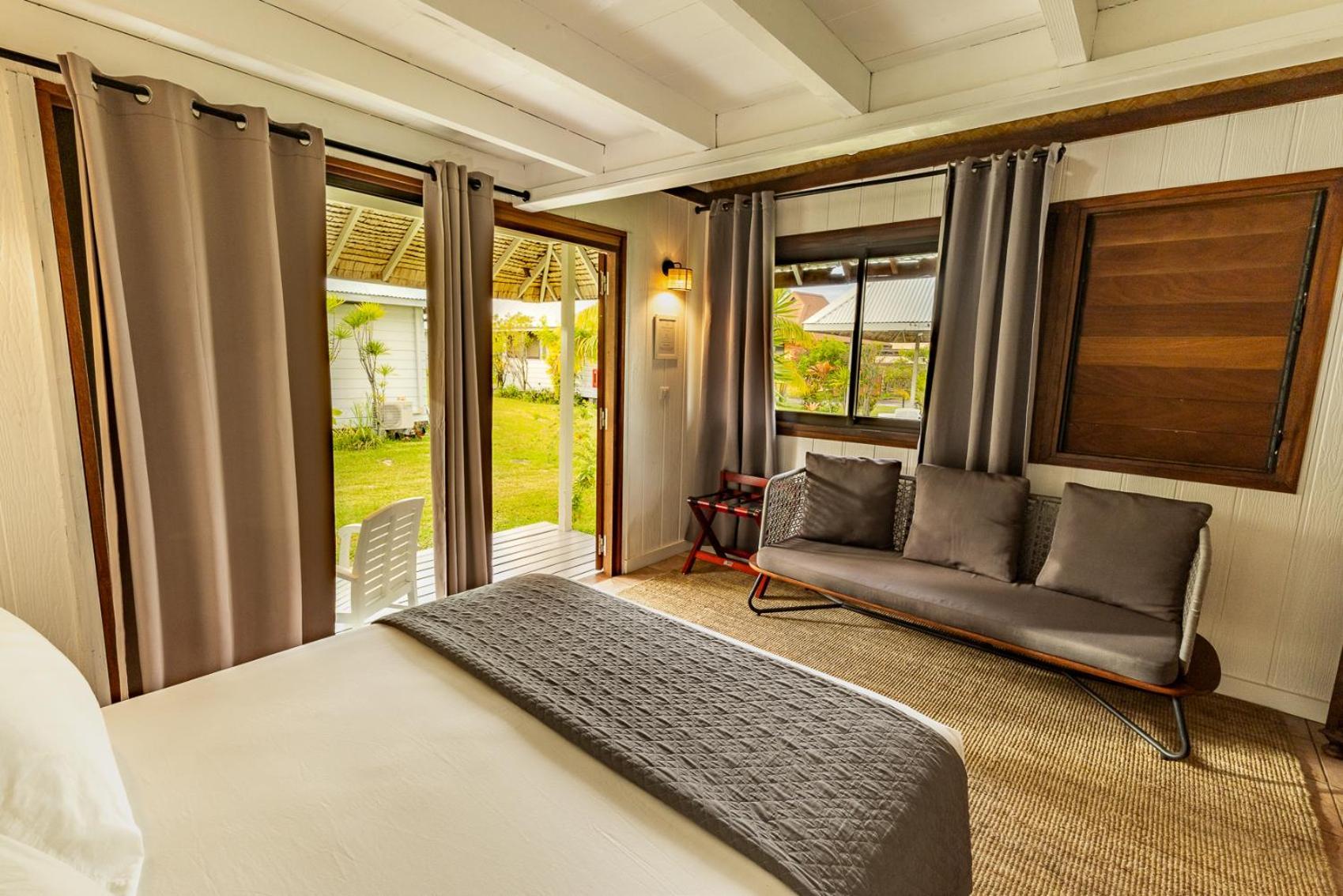 Moorea Island Beach Hotel Экстерьер фото